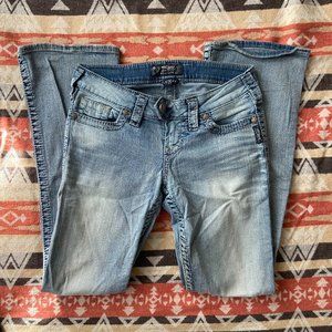 Silver Jeans Co. Tuesday Low-Rise Slim Bootcut